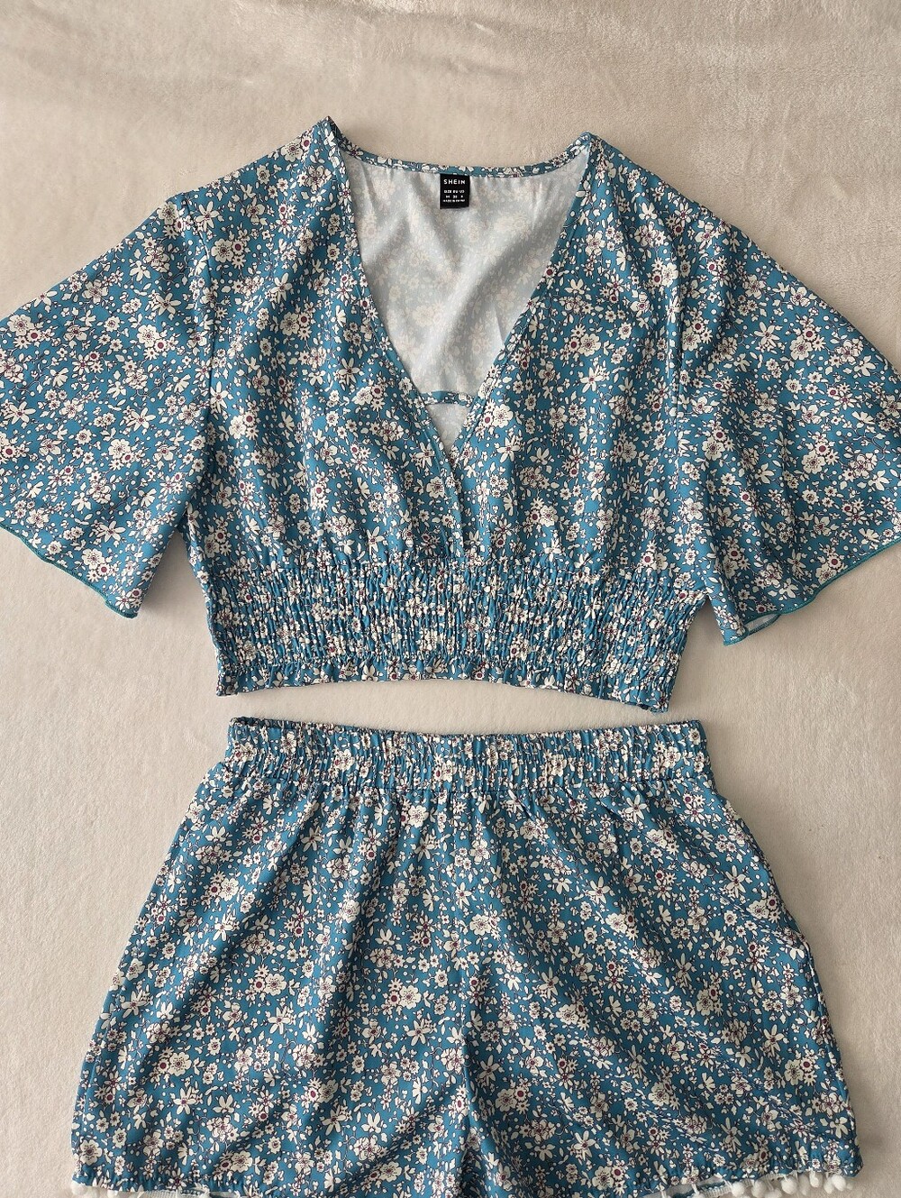 Shein Teal Floral Two-Piece Crop Top & Shorts Set Size Medium - Picture 3 of 12